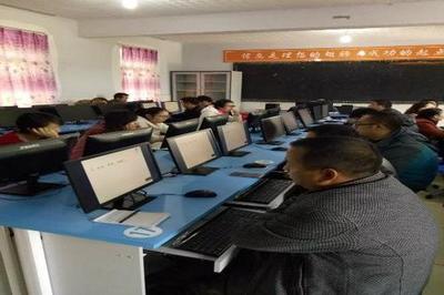 兒童計算機技術培訓 為未來數(shù)字時代奠定堅實基礎