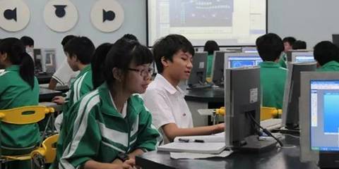 熱烈祝賀我校選手榮獲2017年全國(guó)職業(yè)院校技能大賽“計(jì)算機(jī)輔助設(shè)計(jì)(工業(yè)產(chǎn)品CAD)”項(xiàng)目三等獎(jiǎng)